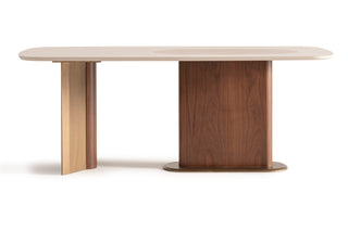 Pera Dining Table